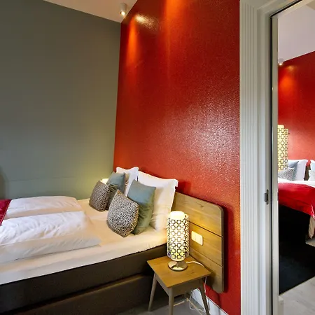Merici Hotel 4*