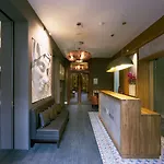 Merici 4* סיטארד